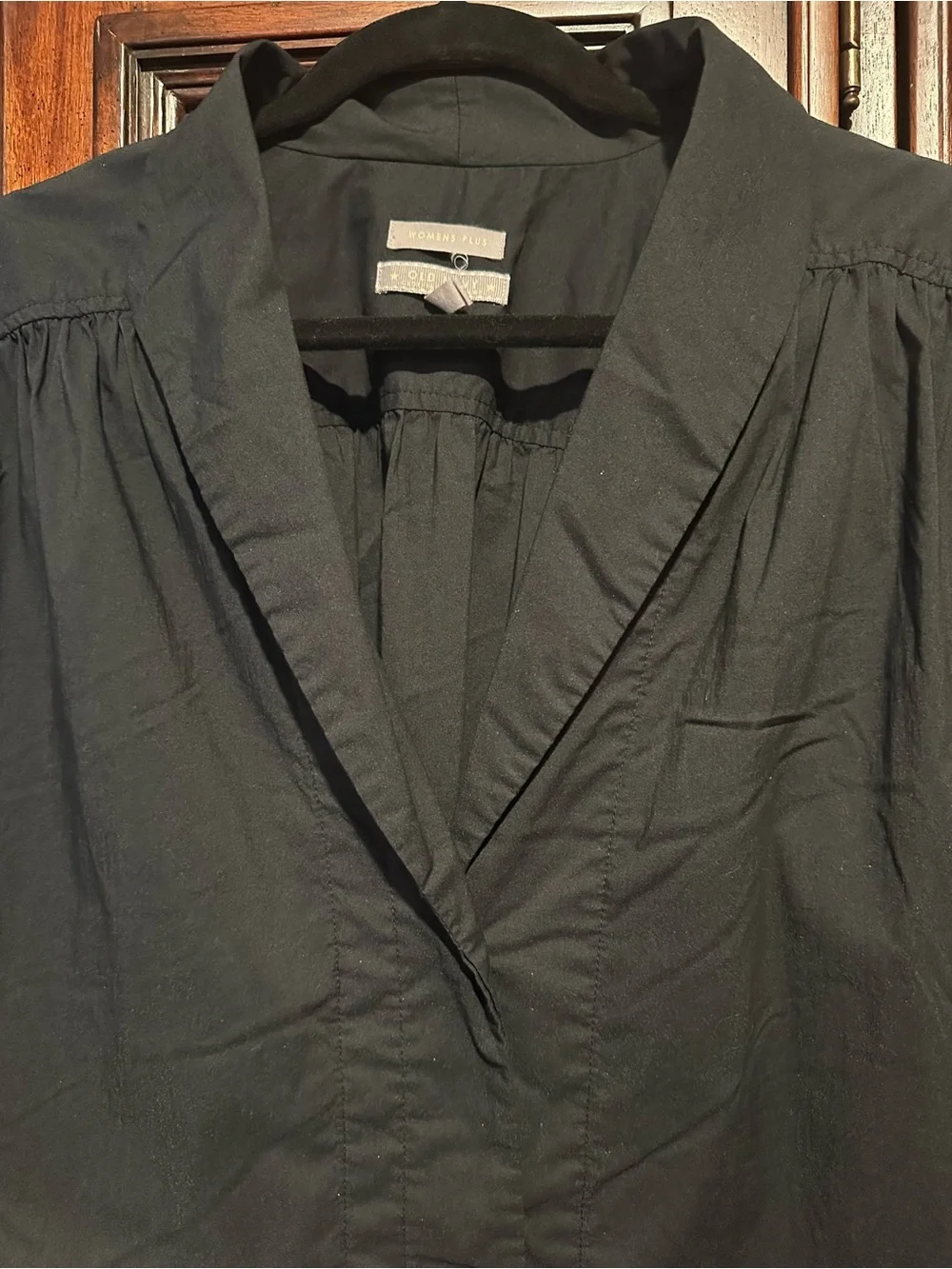 4X Old Navy  26/28 Black V-Neck STRETCHY short Puff Sleeve Blouse belt loops